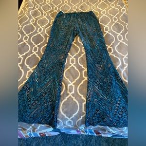 Hippie patterned bell bottoms size large
